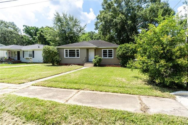 115 Grant Street W, Chickasaw, AL 36611