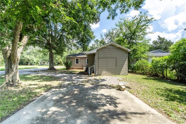 115 Grant Street W, Chickasaw, AL 36611
