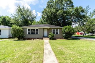 115 Grant Street W, Chickasaw, AL 36611