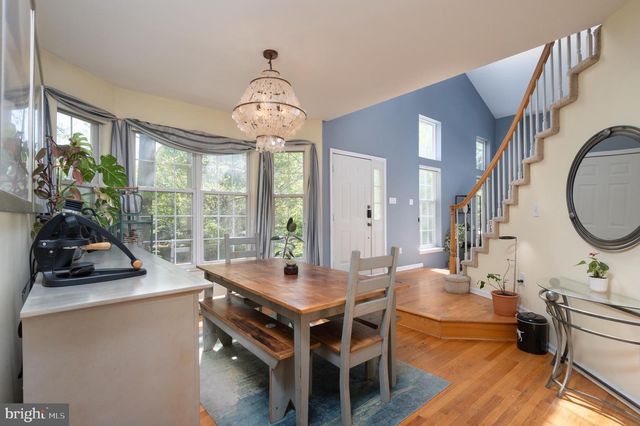 142 GREEN VALLEY CIR, Dresher, PA 19025