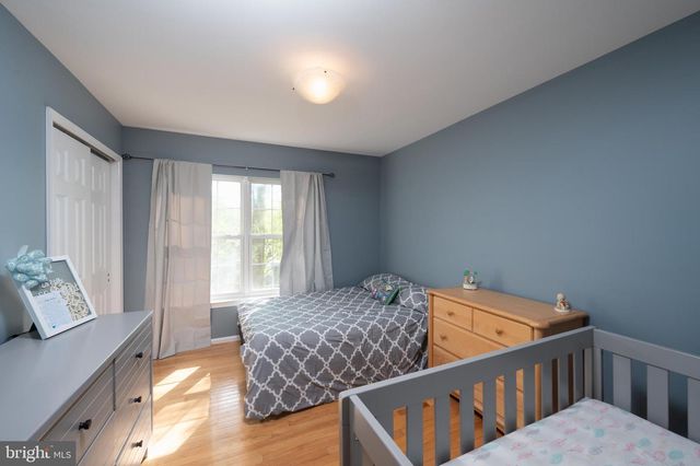 142 GREEN VALLEY CIR, Dresher, PA 19025
