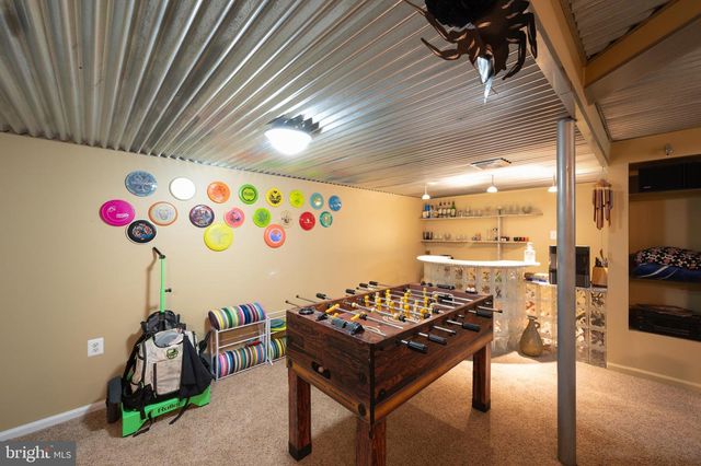 142 GREEN VALLEY CIR, Dresher, PA 19025