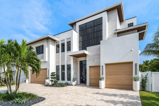 748 NE 72nd Street, Boca Raton, FL 33487