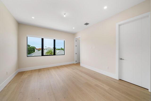 748 NE 72nd Street, Boca Raton, FL 33487