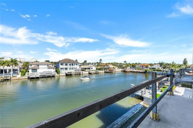 415 Seabee AVE, Naples, FL 34108