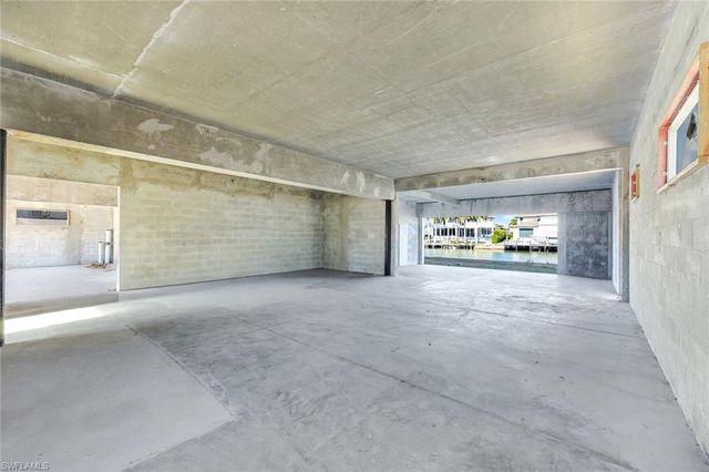 415 Seabee AVE, Naples, FL 34108