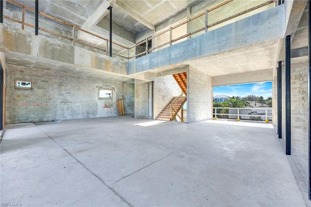 415 Seabee AVE, Naples, FL 34108