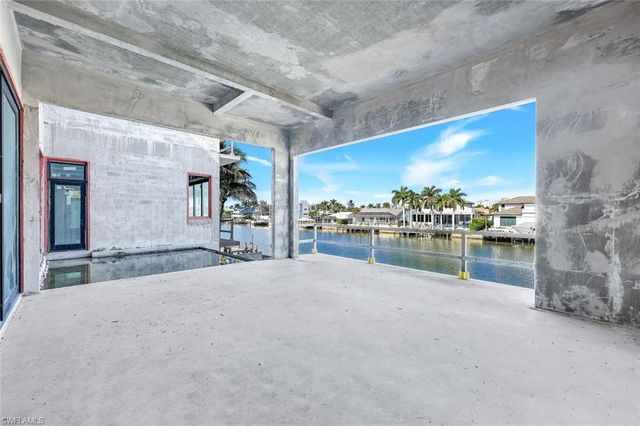 415 Seabee AVE, Naples, FL 34108