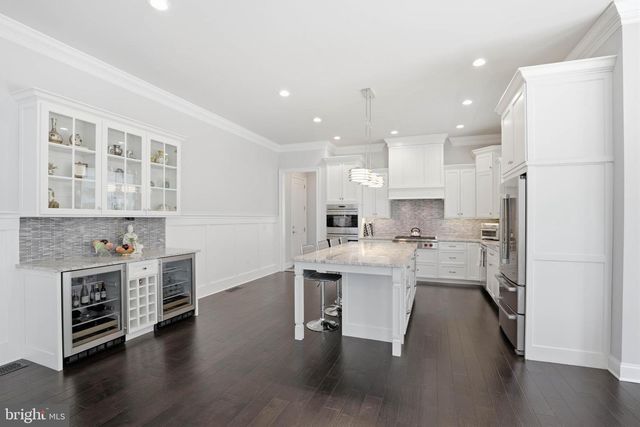 360 ADDISON PL, Lancaster, PA 17601