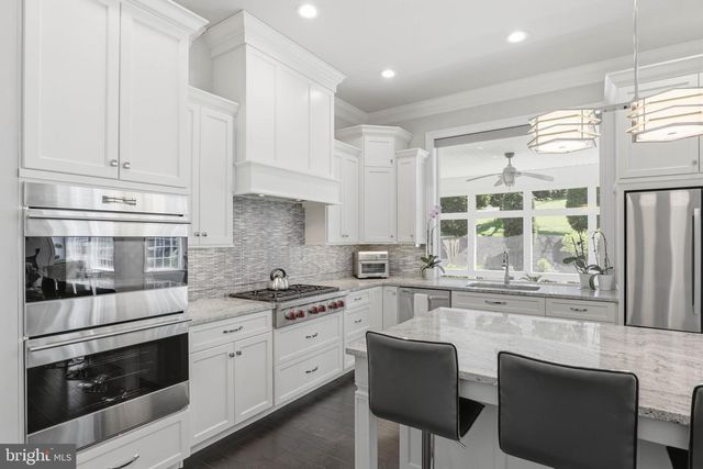 360 ADDISON PL, Lancaster, PA 17601