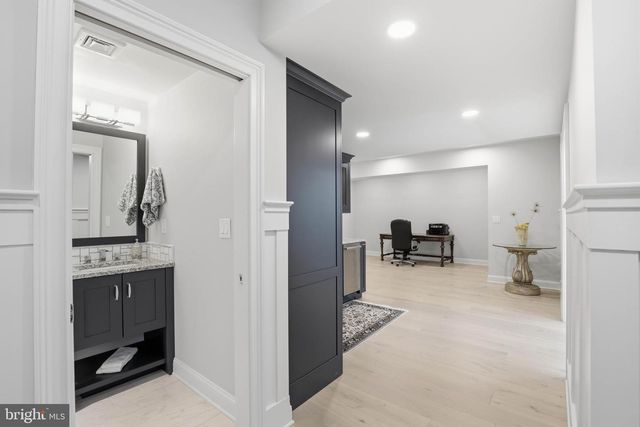 360 ADDISON PL, Lancaster, PA 17601