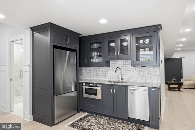 360 ADDISON PL, Lancaster, PA 17601
