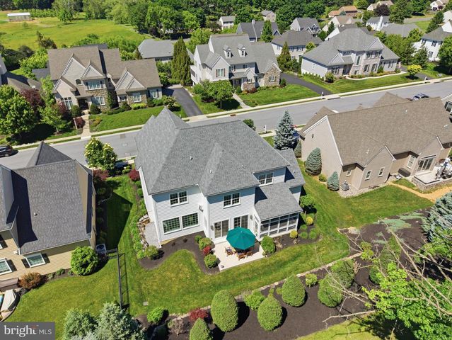 360 ADDISON PL, Lancaster, PA 17601