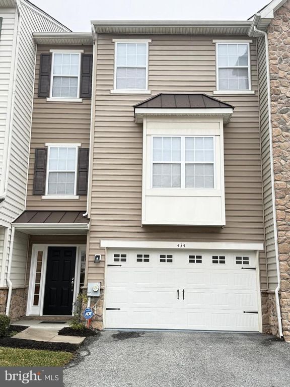 434 JACOBSEN DR, Newark, DE 19702