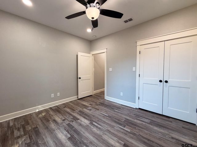 323 Eastdale Ln, Bullard, TX 75757