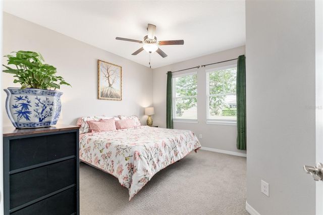 5613 NW 40TH LOOP, Ocala, FL 34482
