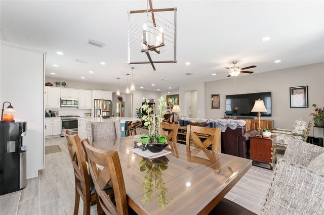 5613 NW 40TH LOOP, Ocala, FL 34482