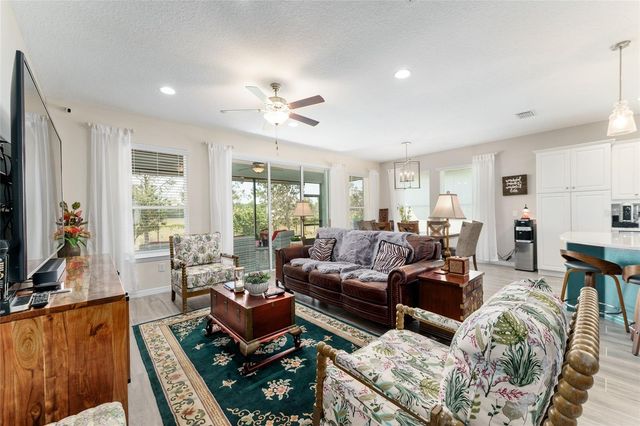 5613 NW 40TH LOOP, Ocala, FL 34482