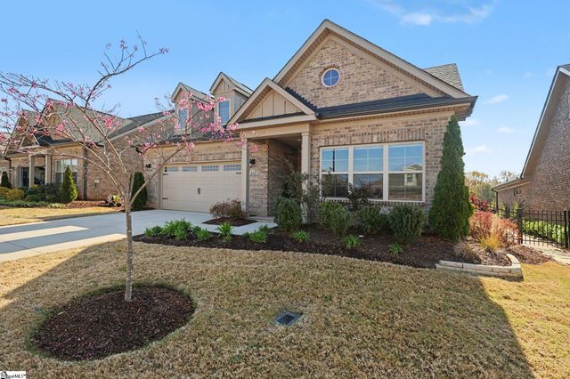 221 Courtyard Court, Greer, SC 29650