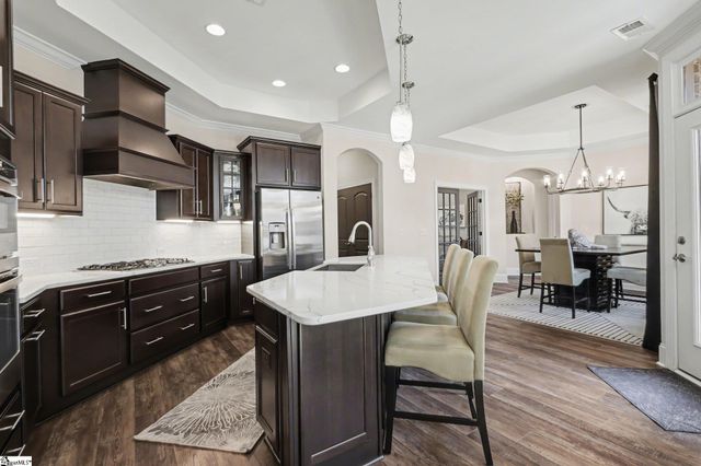 221 Courtyard Court, Greer, SC 29650