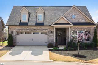 221 Courtyard Court, Greer, SC 29650