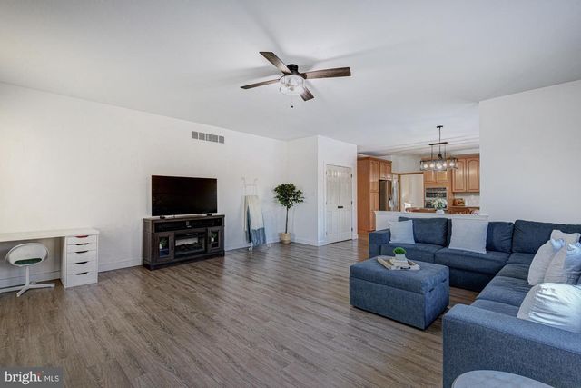 1 ARLINDA CT, Middletown, DE 19709