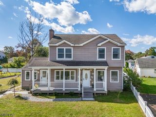 308 Pine St, Pompton Lakes Boro, NJ 07442