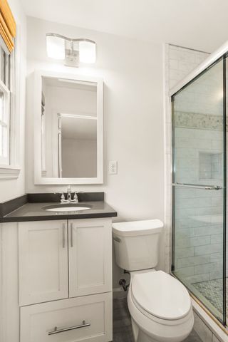 955 Davidson Dr, Nashville, TN 37205