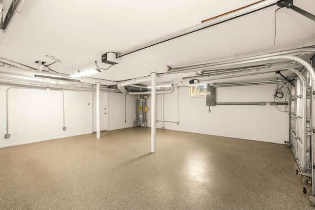 955 Davidson Dr, Nashville, TN 37205