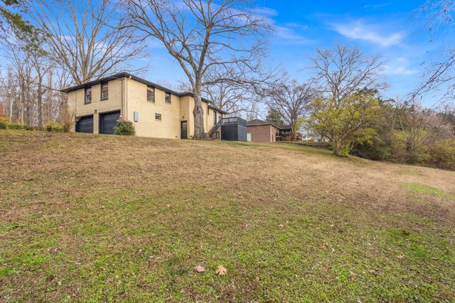 955 Davidson Dr, Nashville, TN 37205