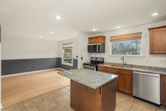 955 Davidson Dr, Nashville, TN 37205