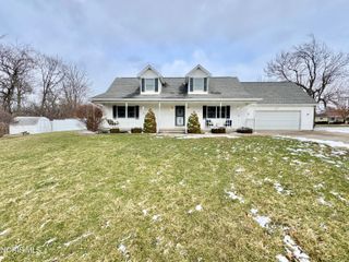 890 Dolan Street, Defiance, OH 43512