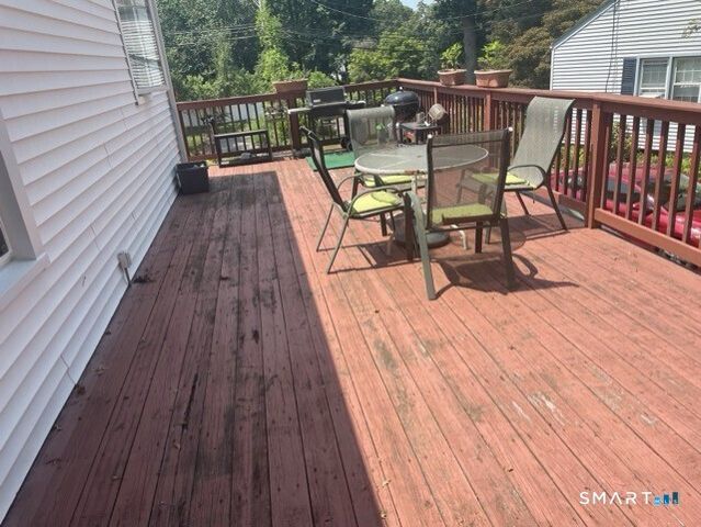 47 Wood Ridge Drive, Stamford, CT 06905