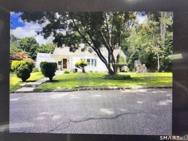 47 Wood Ridge Drive, Stamford, CT 06905