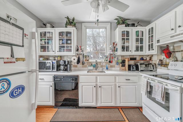 47 Wood Ridge Drive, Stamford, CT 06905