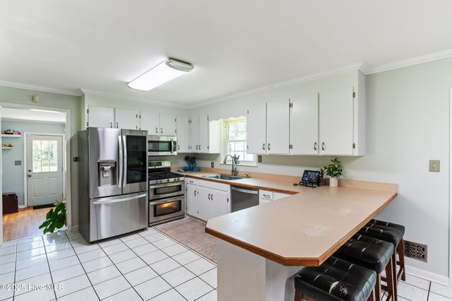 2007 N Kerr Avenue, Wilmington, NC 28405