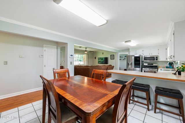 2007 N Kerr Avenue, Wilmington, NC 28405