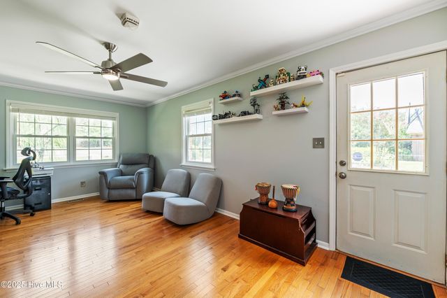 2007 N Kerr Avenue, Wilmington, NC 28405