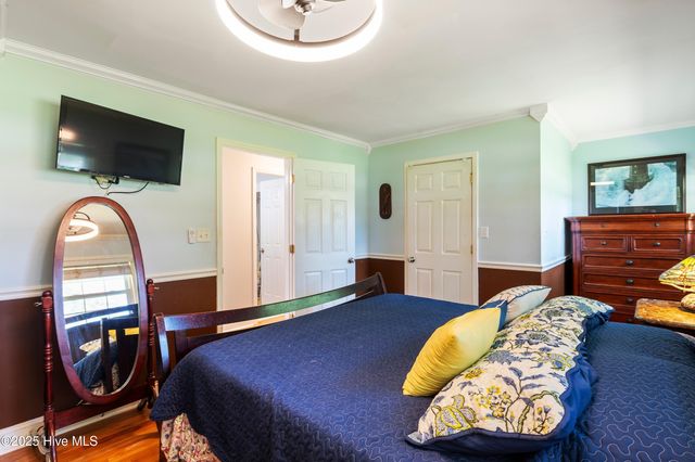 2007 N Kerr Avenue, Wilmington, NC 28405