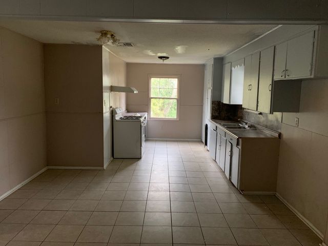 6001 Canal Boulevard, Shreveport, LA 71108
