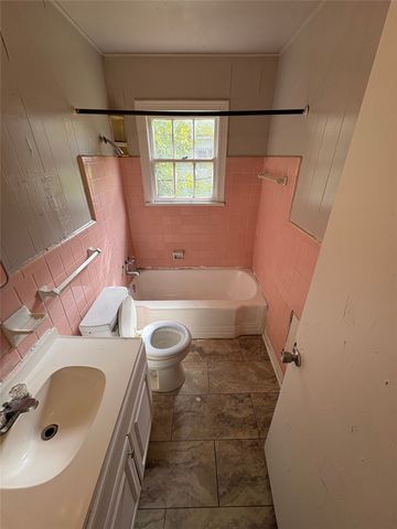 6001 Canal Boulevard, Shreveport, LA 71108