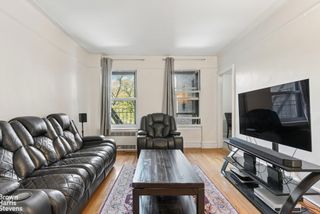 7320 Austin St Apt 3O, New York City, NY 11375