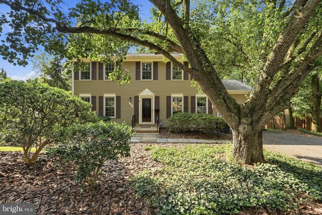 820 S QUINCY ST, Arlington, VA 22204