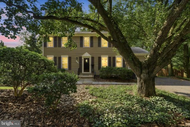 820 S QUINCY ST, Arlington, VA 22204