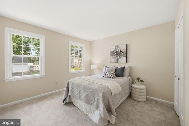820 S QUINCY ST, Arlington, VA 22204