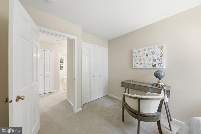 820 S QUINCY ST, Arlington, VA 22204
