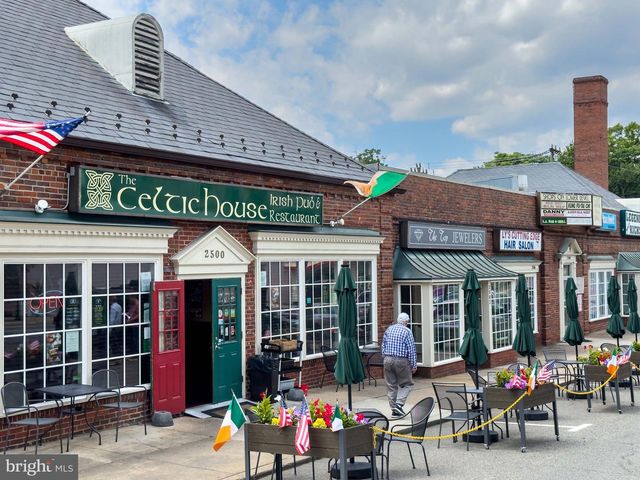 820 S QUINCY ST, Arlington, VA 22204