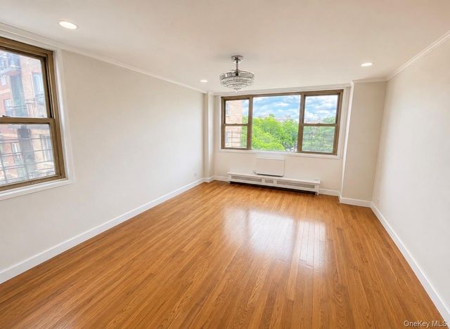 8111 45th Avenue 5C, Elmhurst, NY 11373