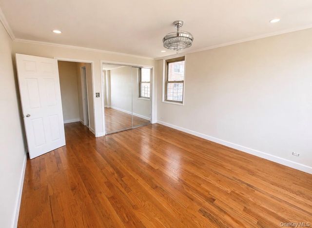 8111 45th Avenue 5C, Elmhurst, NY 11373