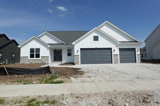 1703 Hammock LANE, Oconomowoc, WI 53066
